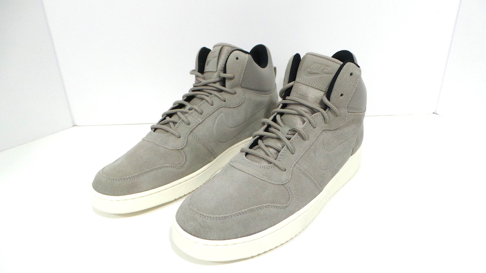 categoria 3 - delpopoloshop - Nike,scarpe nike, nike Court Borough Mid  Prem, nike in camoscio alte,